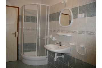 Slowakei Privát Likavka, Exterieur